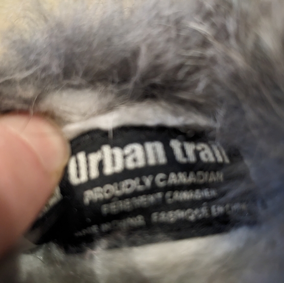 Urban Trail Kids Beaded Moccasins - Picture 4 of 7